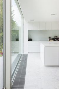 FRIDAYoffice HOUSE BLANCHE renovatieproject housing foto interieur